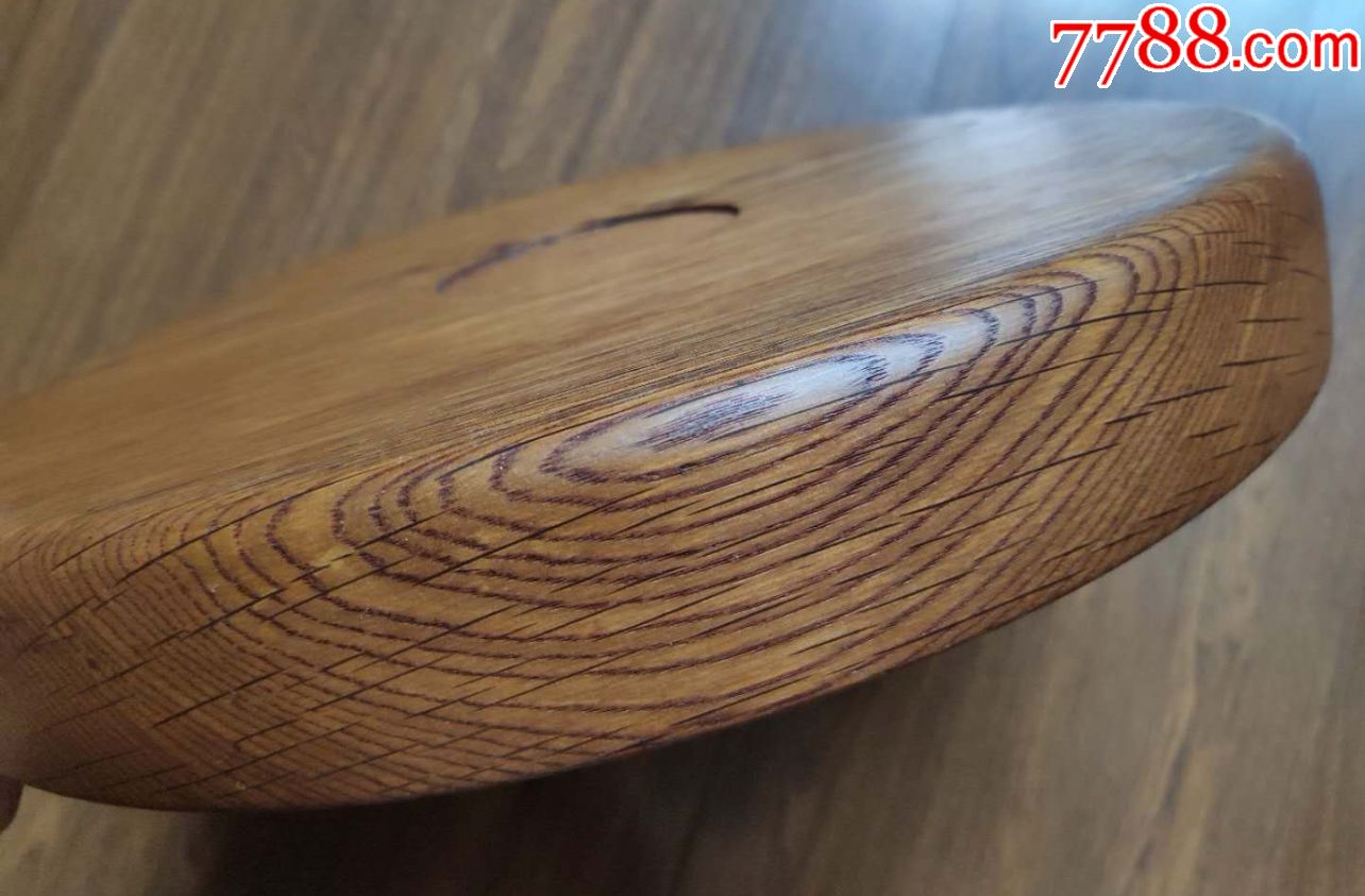 早年整段楠木切凿圆果盘,原木纹漂亮,直径31cm