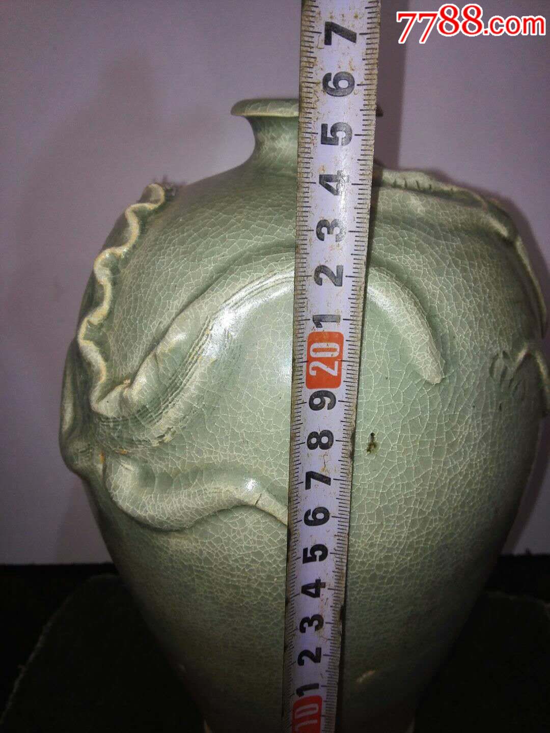 开片越窑梅瓶_青瓷/秘色瓷_第1张