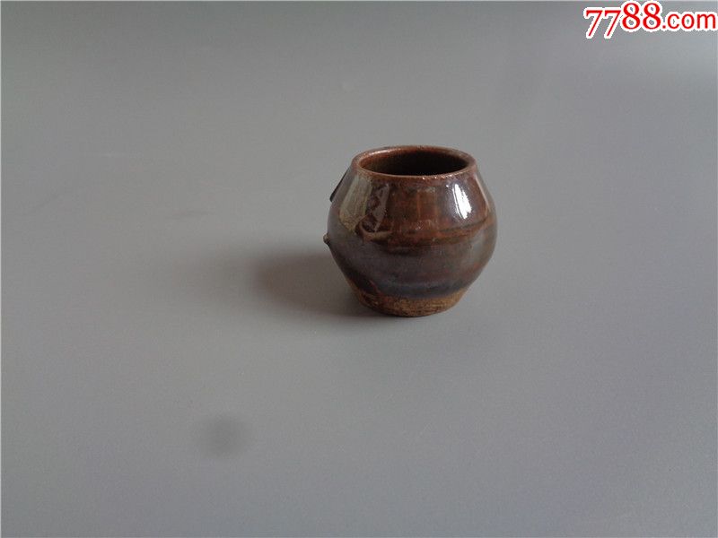 清代酱釉文房小水盂