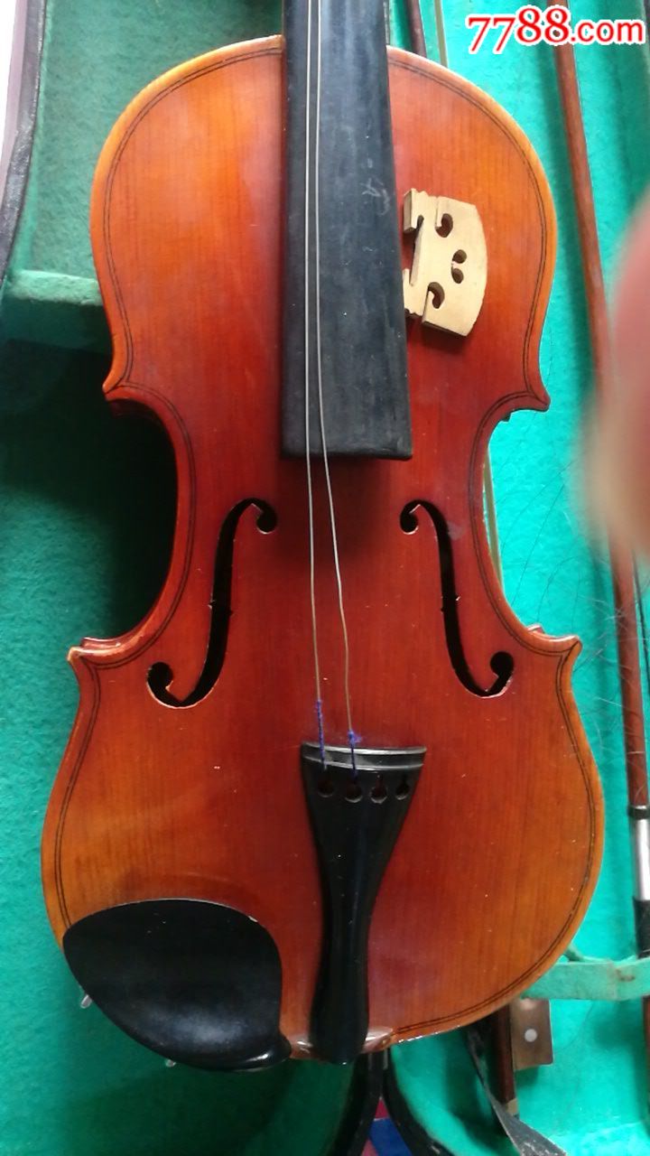 70年代上海名牌百灵小提琴