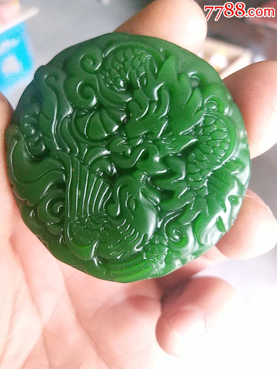 碧玉龙凤呈祥吊坠玉佩