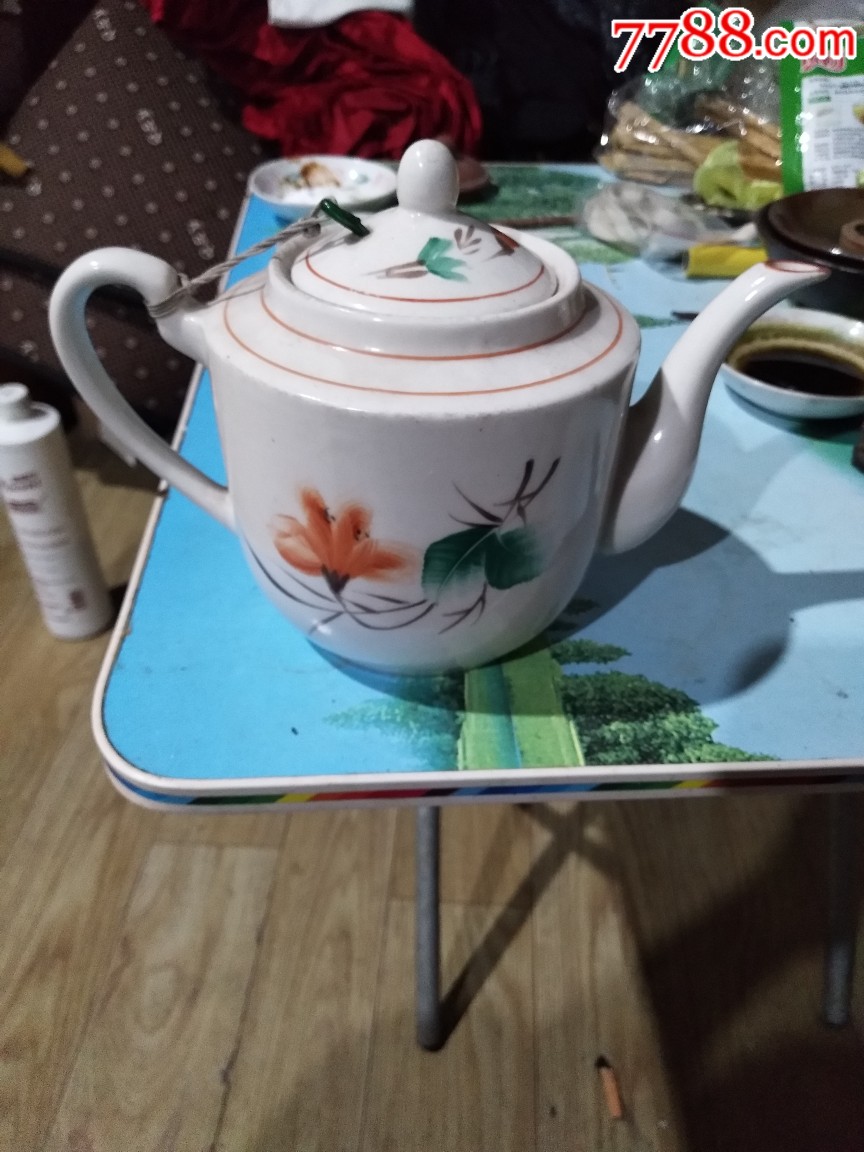 5品￥8899七十年代手绘青花矾红玲珑瓷茶壶7品￥8099花鸟茶壶