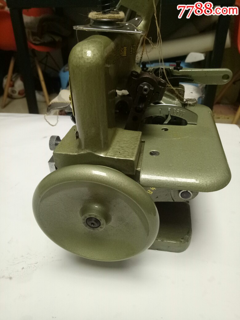 飞人牌三线包缝机