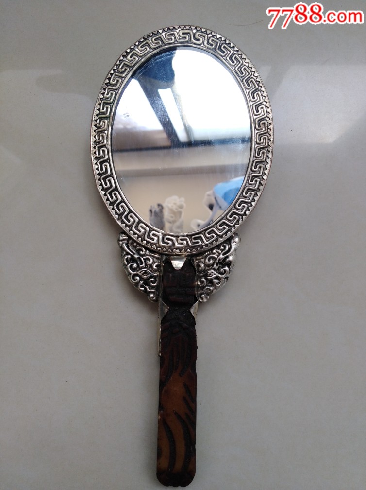 古代精美化妆镜