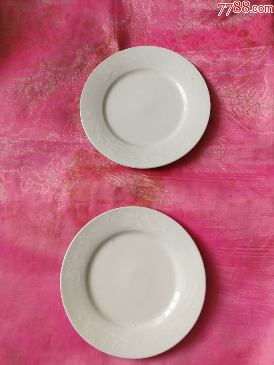 两个堆白盘子-价格:58元-au21145169-彩绘瓷/彩瓷 -加价-7788收藏__收