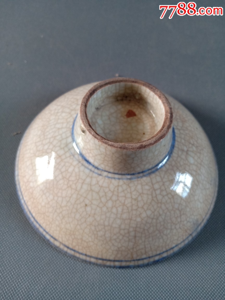 清代开片蓝边碗