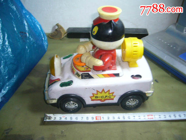 5品99文革【铁陀螺】10￥12010品99一休【储蓄罐】￥32010品99