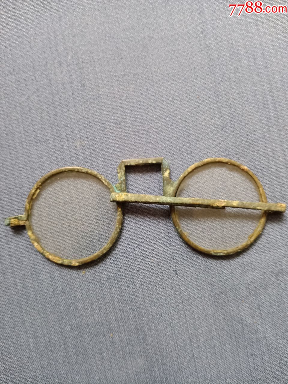 清代铜框眼镜镜框外径约42厘米包浆厚重配件出