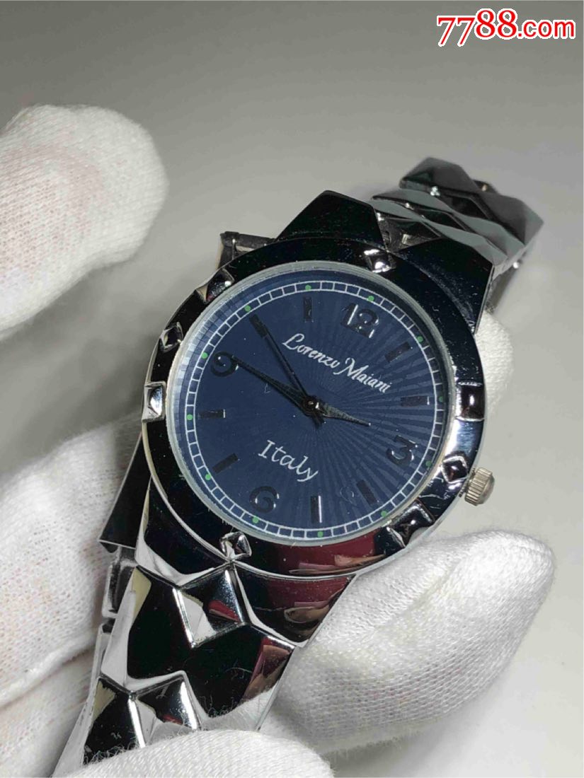意大利品牌lorenzumatani石英男表蓝宝石镜面表盘32mm厚8mm表带-手表