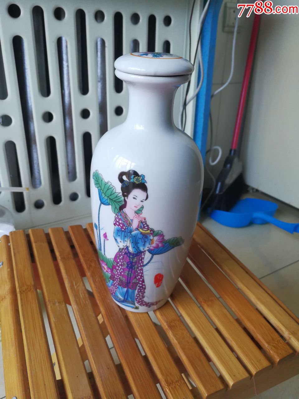 红楼梦人物酒瓶a