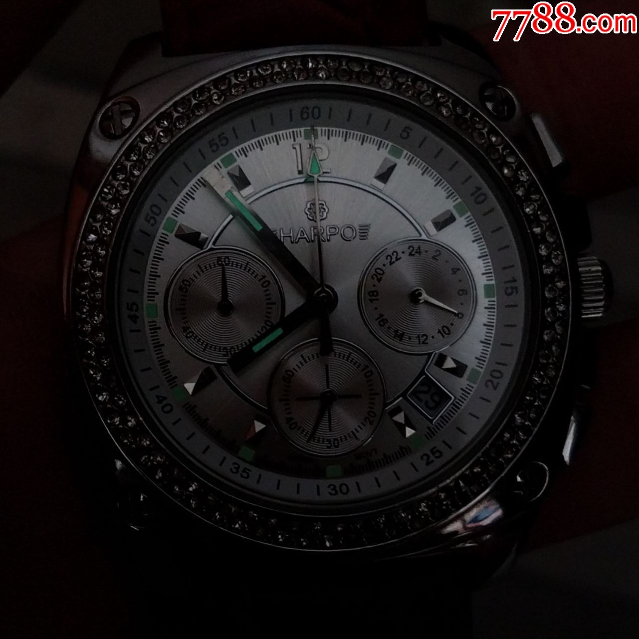 harpo电子计时女表【夜光漂亮】【经典3眼拉丝纹表盘】【闪钻表圈】