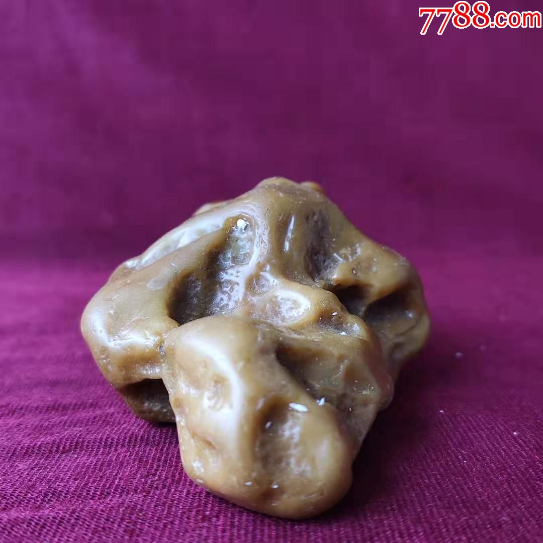 天然猴子吃寿桃像型石