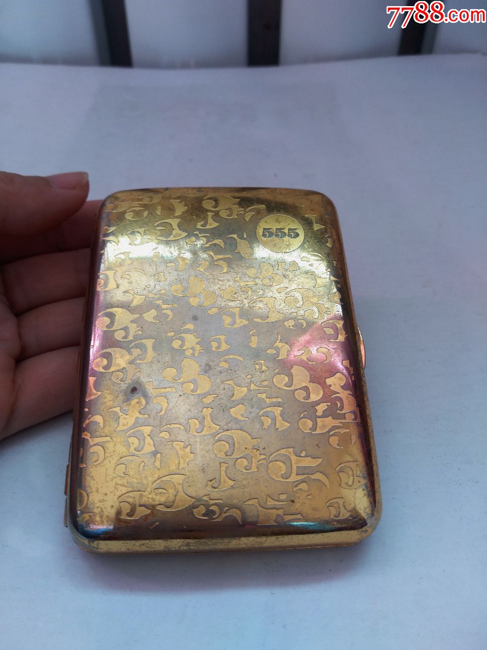 老555,金属烟盒(厚重)很大气,保存好,稀少,点图可放大