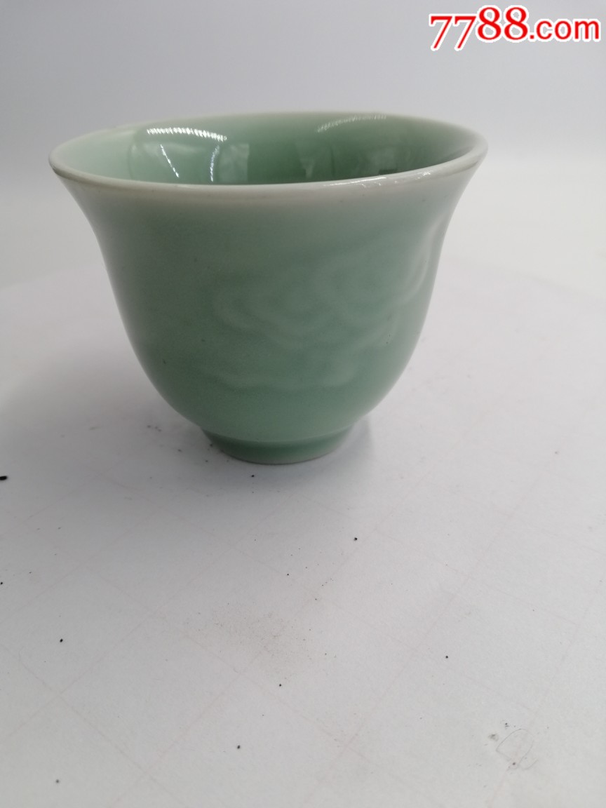 龙泉青瓷云纹小杯_价格1元_第1张