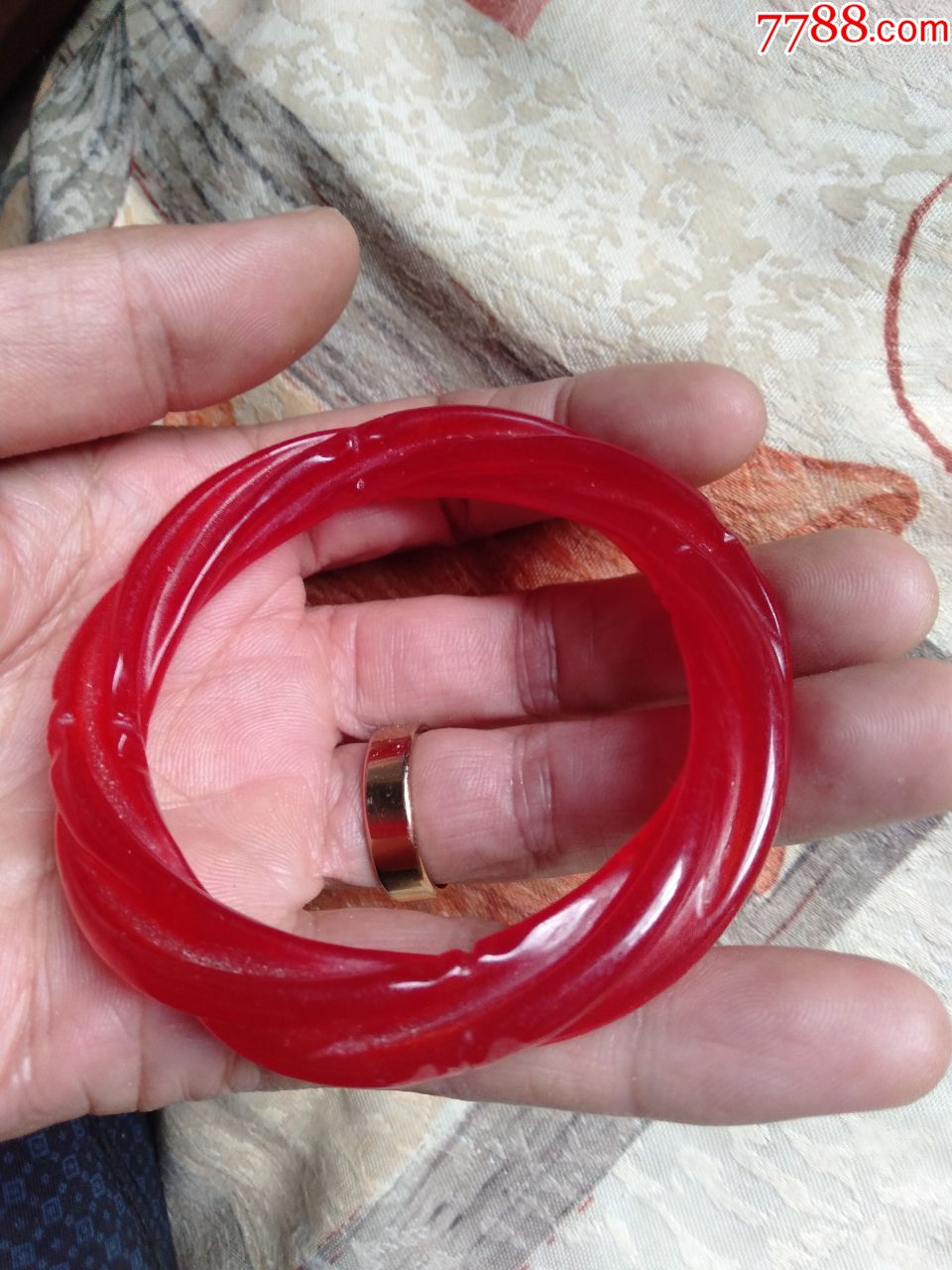 天然玫瑰红玛瑙精雕三套环手镯,包邮._价格60元_第1张