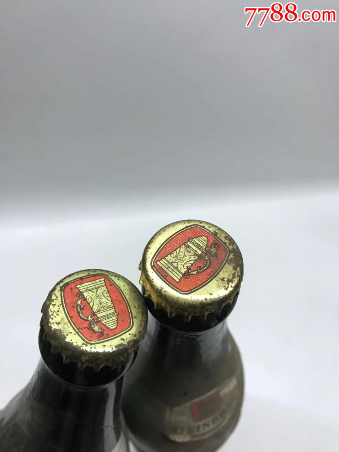92年,中德啤酒两瓶,品如图,请看好下手