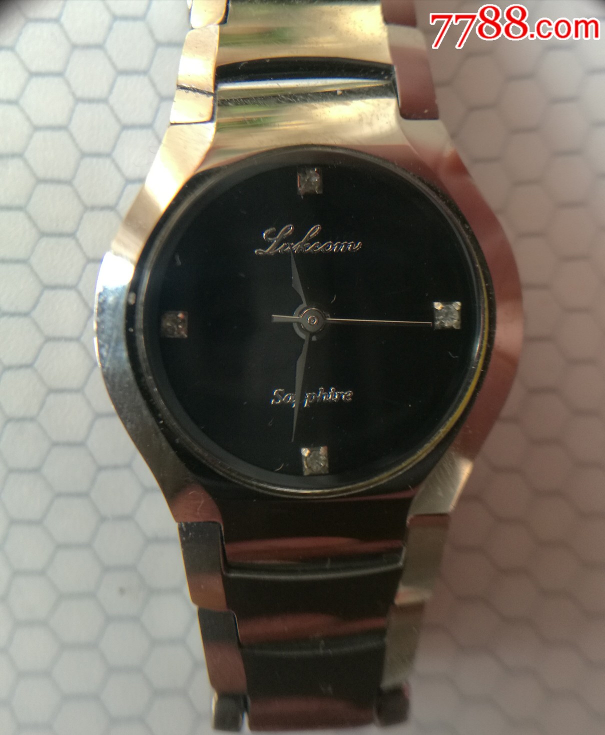 漂亮绿琴(lukcom)钨钢石英女表-手表/腕表-7788收藏__收藏热线