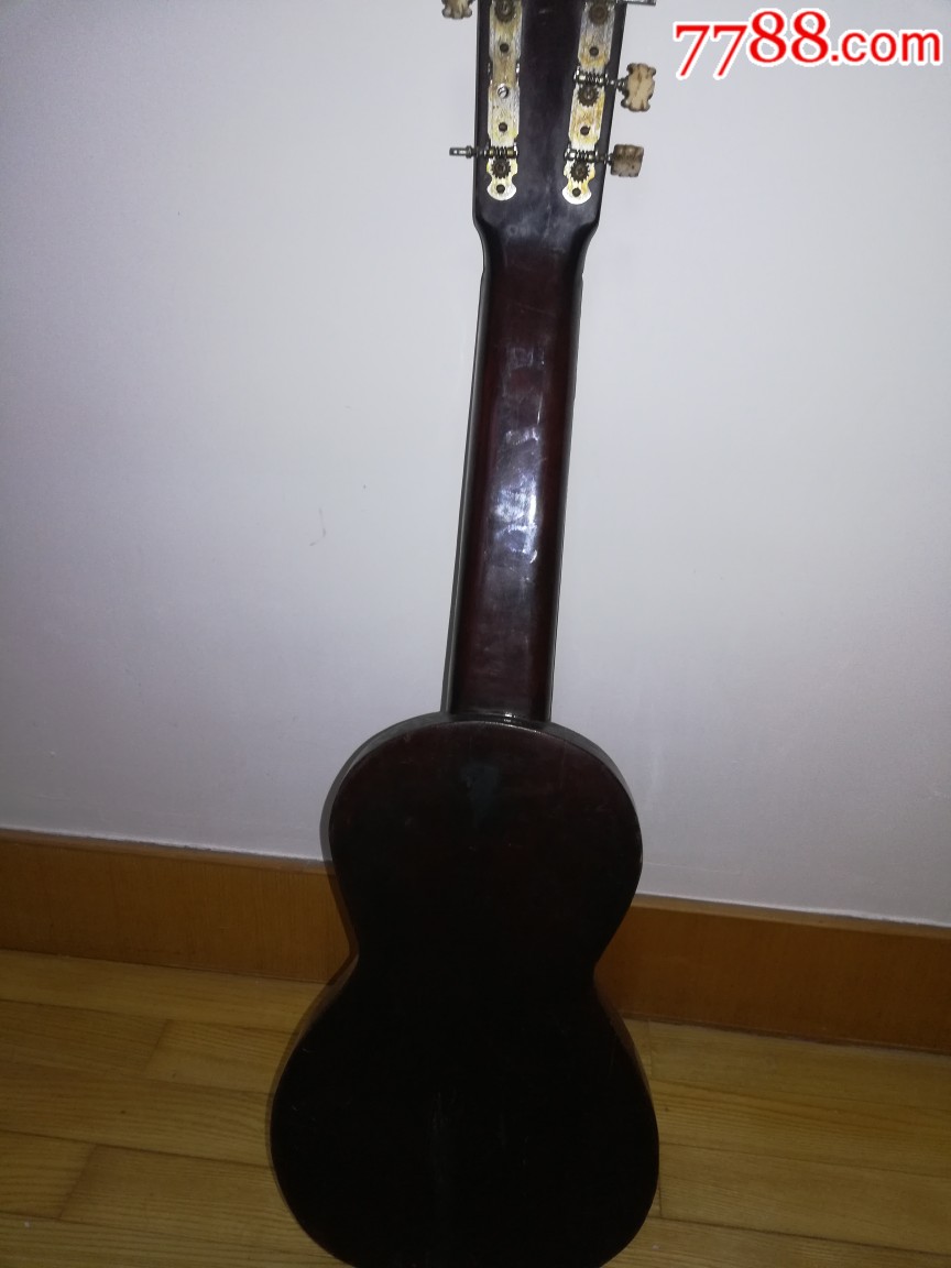 美声电吉他,稀少