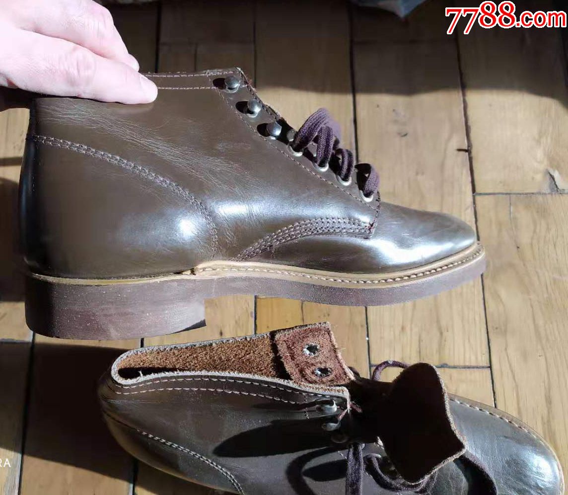 80年代美国品牌棕色皮鞋一双——(收藏展示佳品)