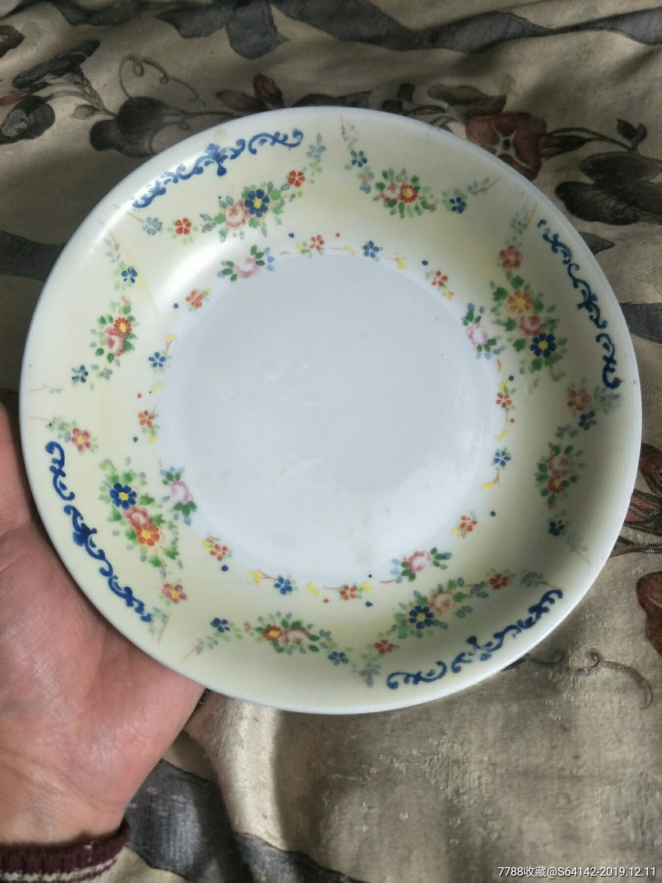 日本粉彩瓷盘
