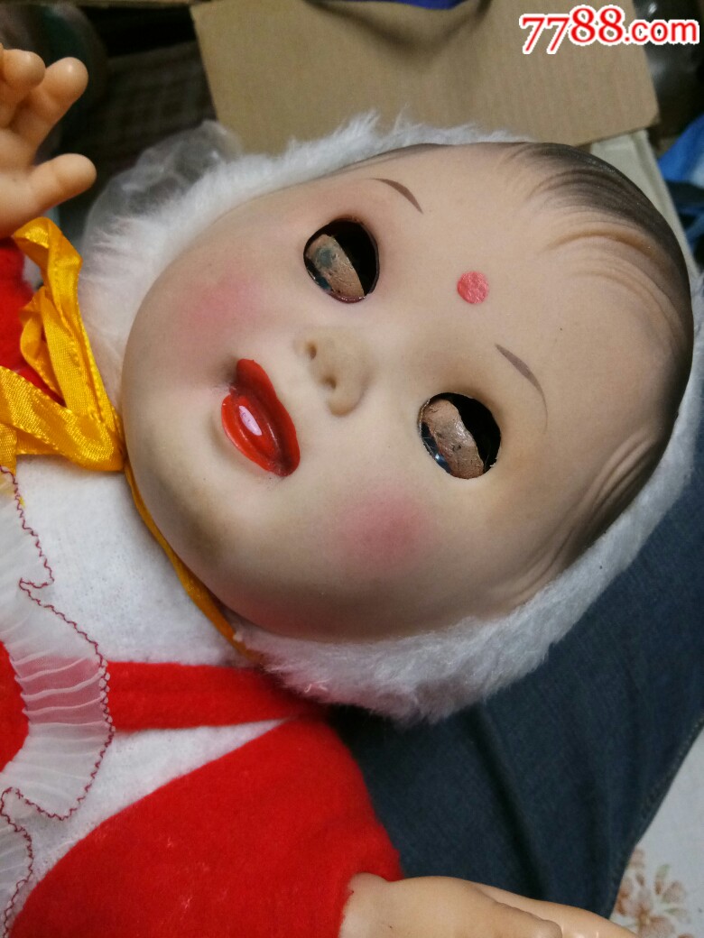七八十年代有标签会眨眼的布娃娃