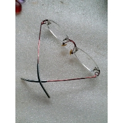 眼镜无磕碰(au21958134)_7788收藏__收藏热线