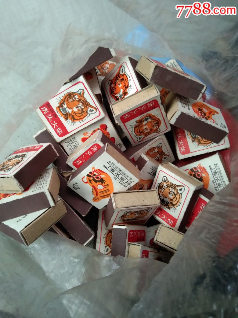 珠城牌虎头火柴三十六盒
