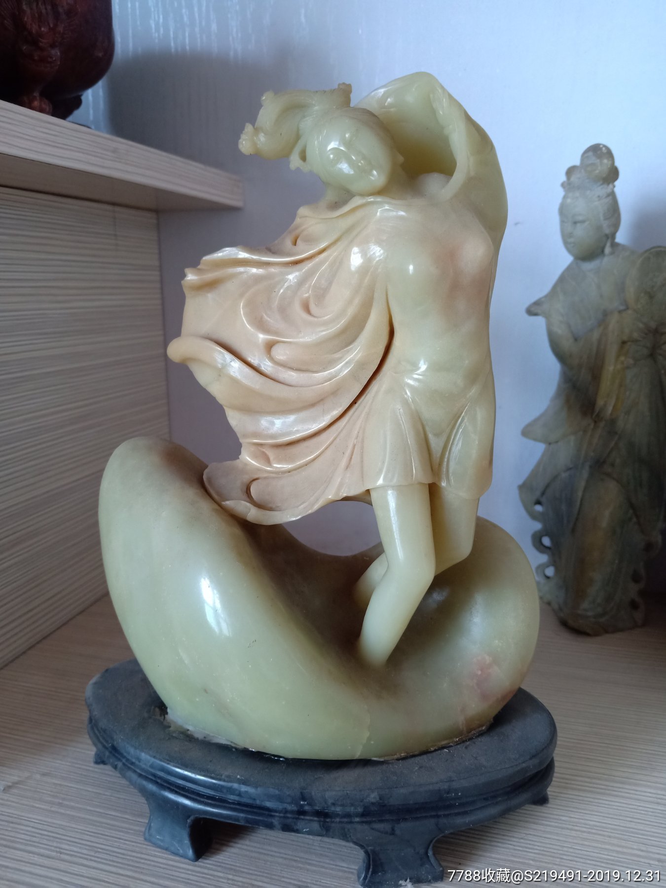 文革时期博物馆藏级大师雕工青田石雕美女