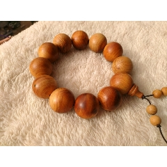 崖柏陈华云纹20MM佛珠手串(au22042491)_7788收藏__收藏热线