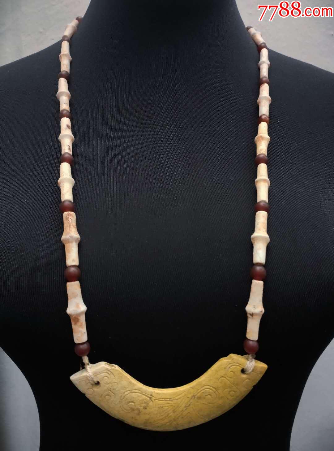 重磅鸡骨白高古玉项链