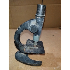 老显微镜(au22046384)_7788收藏__收藏热线