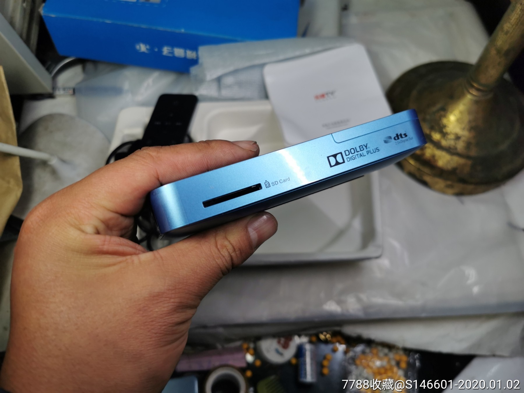 letv乐视tv3d云视智能机顶盒型号c1s银黑色全新没使用过让给须要的