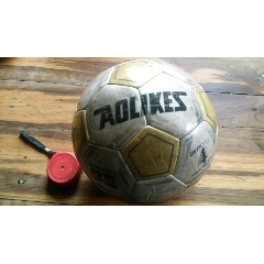 老足球一个，加强锻炼。(au22070149)_7788收藏__收藏热线