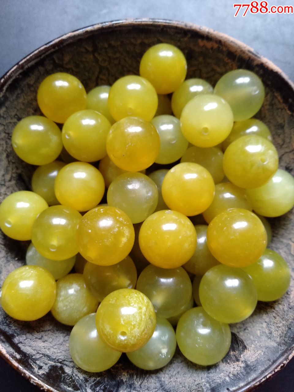 60粒天然黄玛瑙珠子,包邮.