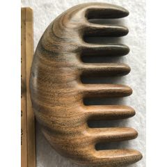 一款精致优雅的养生按摩木梳(au22233072)_7788收藏__收藏热线