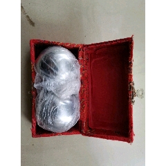 健身球一对(au22260386)_7788收藏__收藏热线