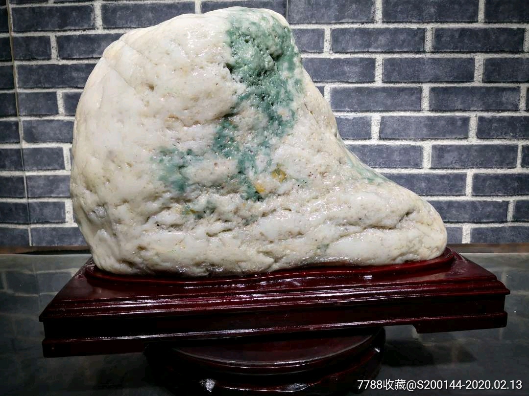 天然原石奇石绿蜡石平步青云