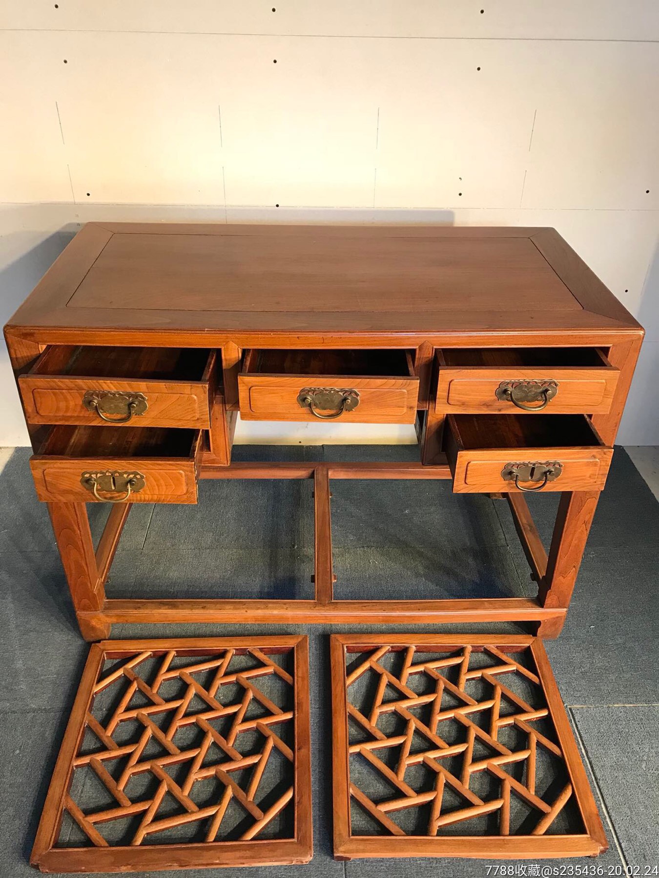 民国时期榉木马鞍桌书桌桌面水波纹大独板.