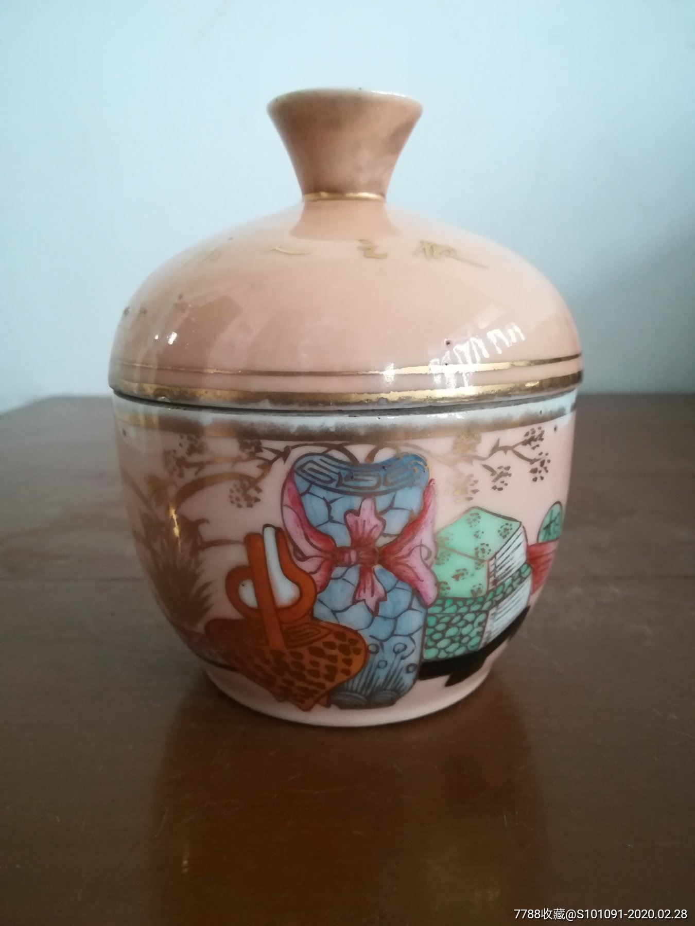 民国名家袁生盛手绘杂宝纹老盖碗