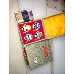 中国京剧脸谱，两盒，8个合售！仔细看图片(au22376498)_7788收藏__收藏热线