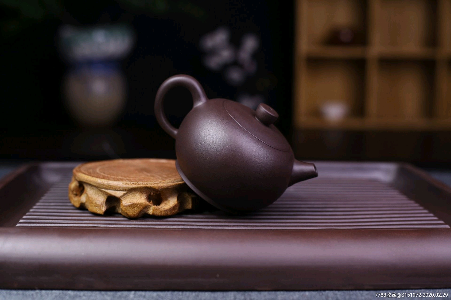 宜兴原矿珍藏老紫泥珠圆玉润壶