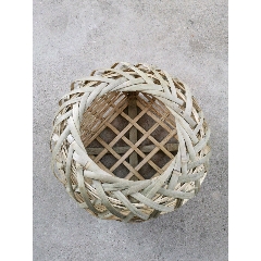 云南少数民族纯手工编织的竹筐(au22394821)_7788收藏__收藏热线