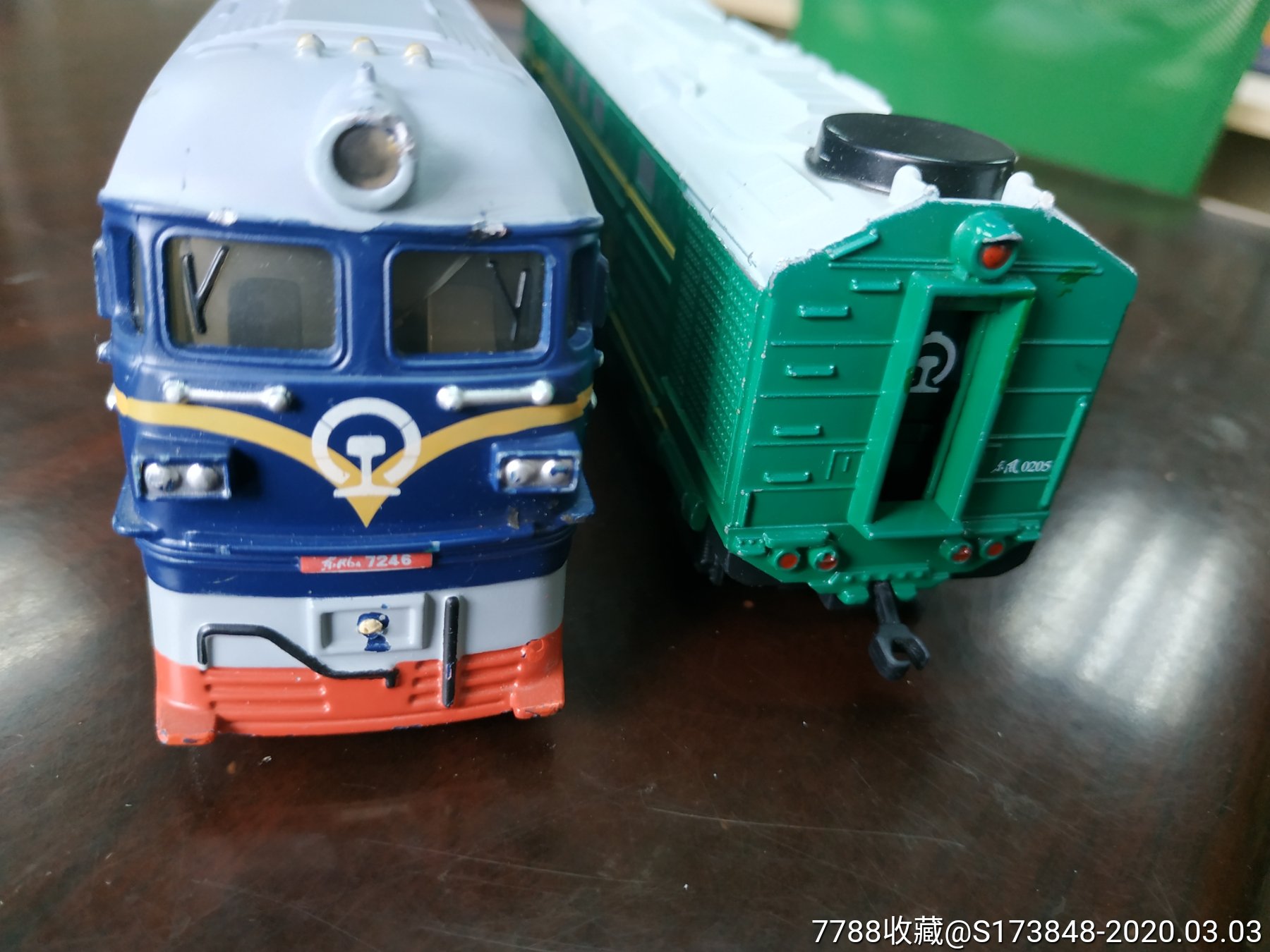 火车头模型东风1518 东风7246