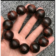 海南降真香2.0手串珠子直径2厘米(au22407779)_7788收藏__收藏热线