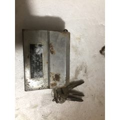 铁锁(au22427519)_7788收藏__收藏热线