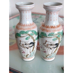 手绘花瓶一对(au22434751)_7788收藏__收藏热线