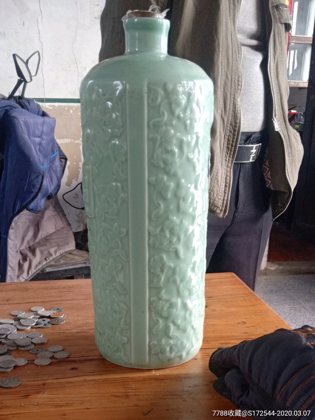 青瓷超大酒瓶