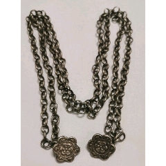 一条两根梅花头银链条(au22438381)_7788收藏__收藏热线