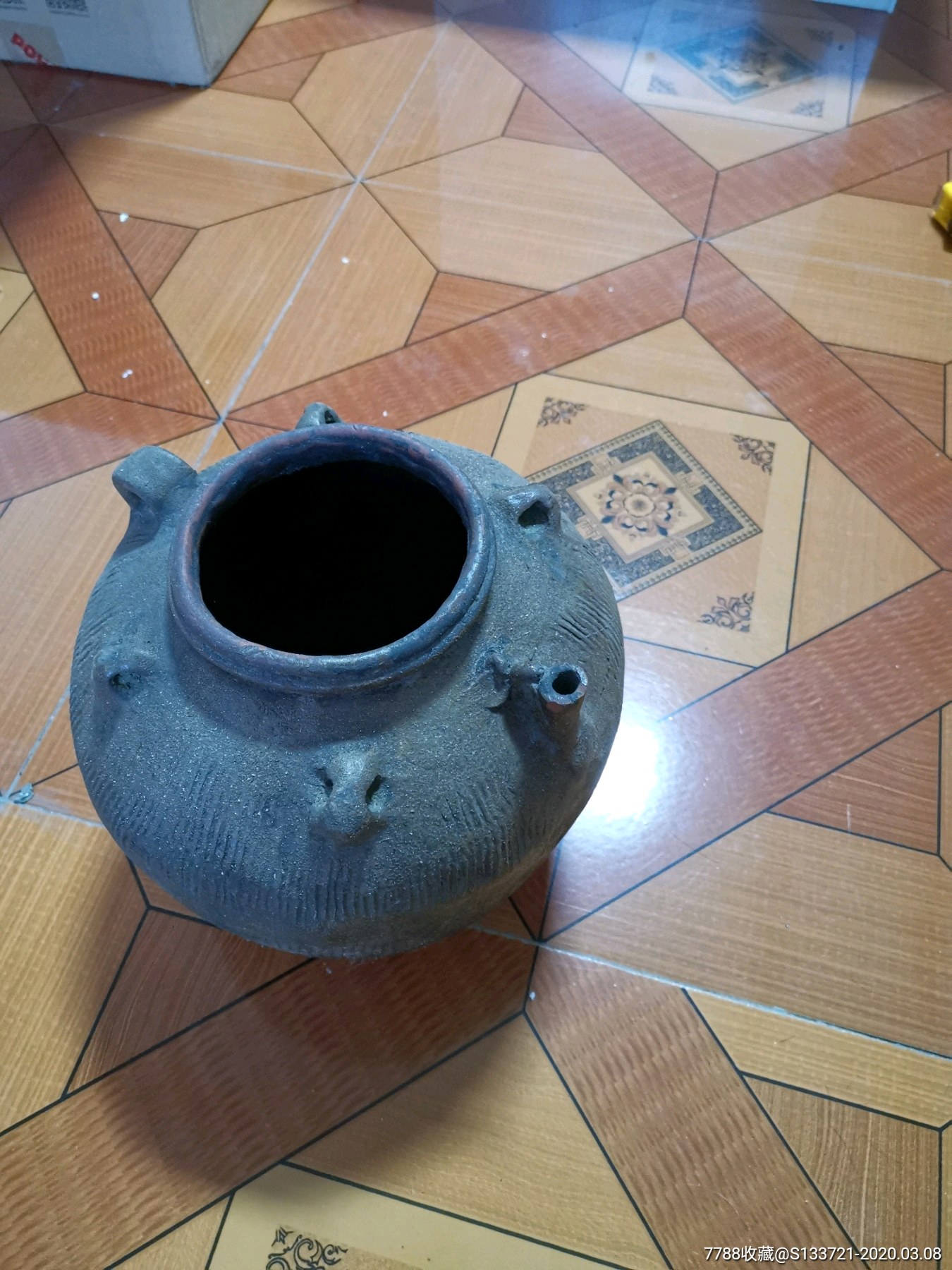 清代陶罐