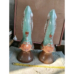 老的粉彩瓷雕花插一对(zc22449240)_7788收藏__收藏热线